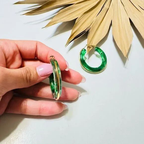 Green crystal hoop earrings S704 - Picture 2 of 4